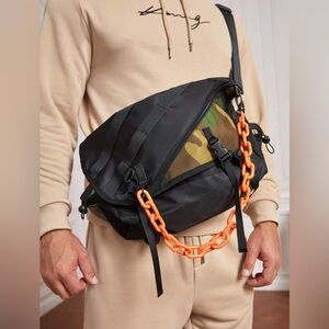 Shein Camo Detail Chain Decor Messenger Bag